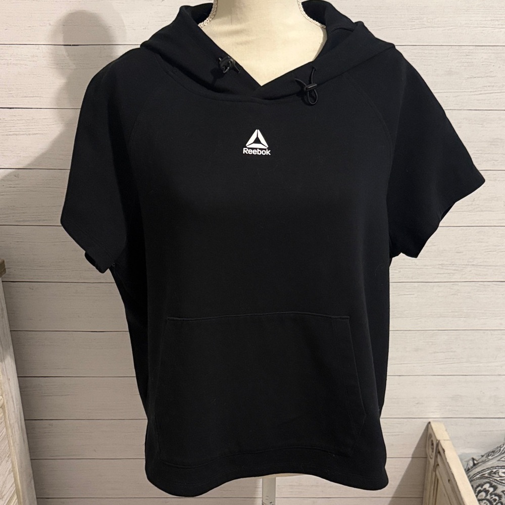 Reebok Black Short-Sleeve Hooded Sweatshirt with Pocket